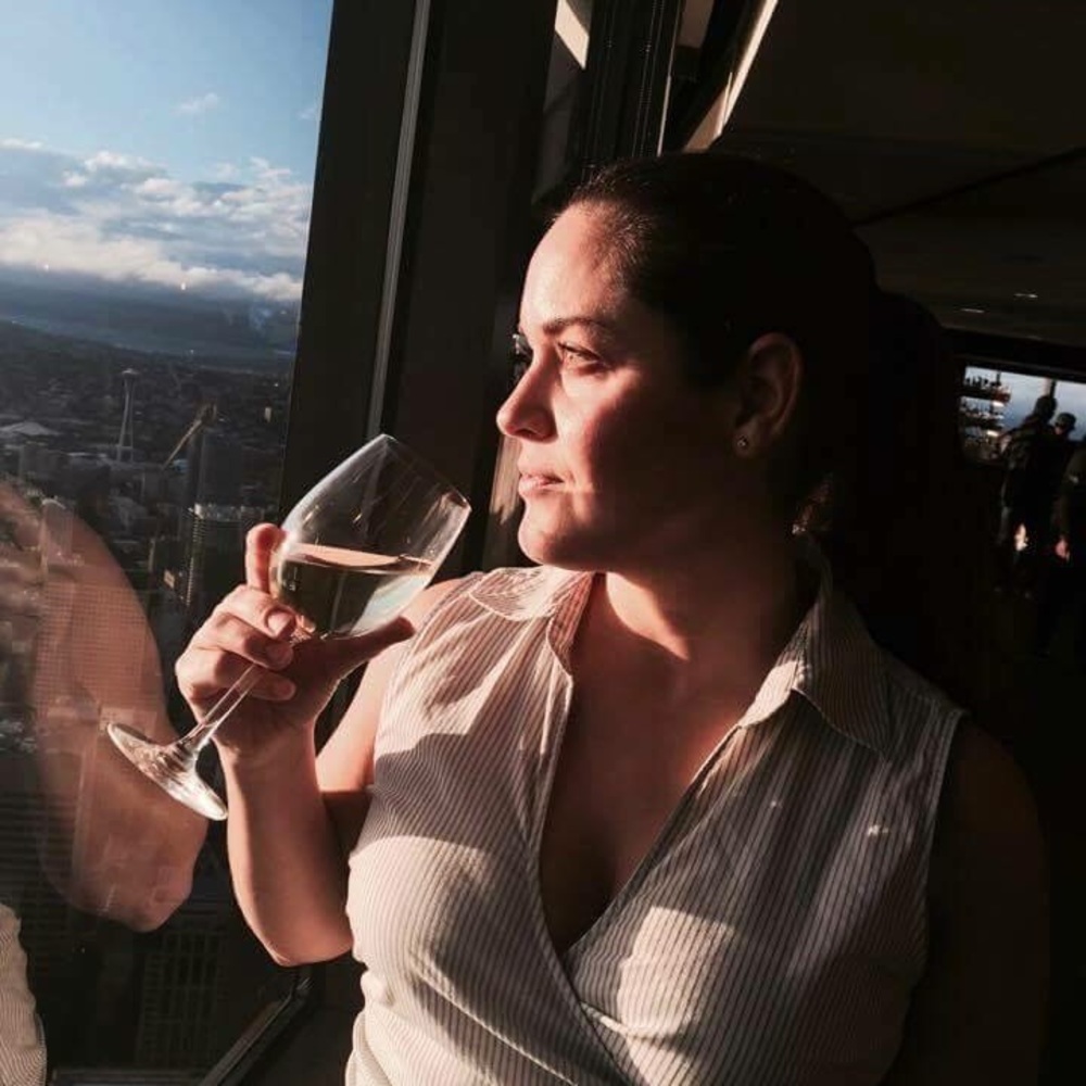 Meet your Posher, Suzanne